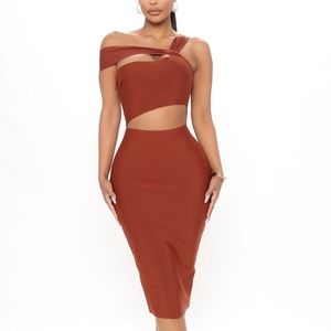 NWT fashion nova bad and bandage brown midi dress
